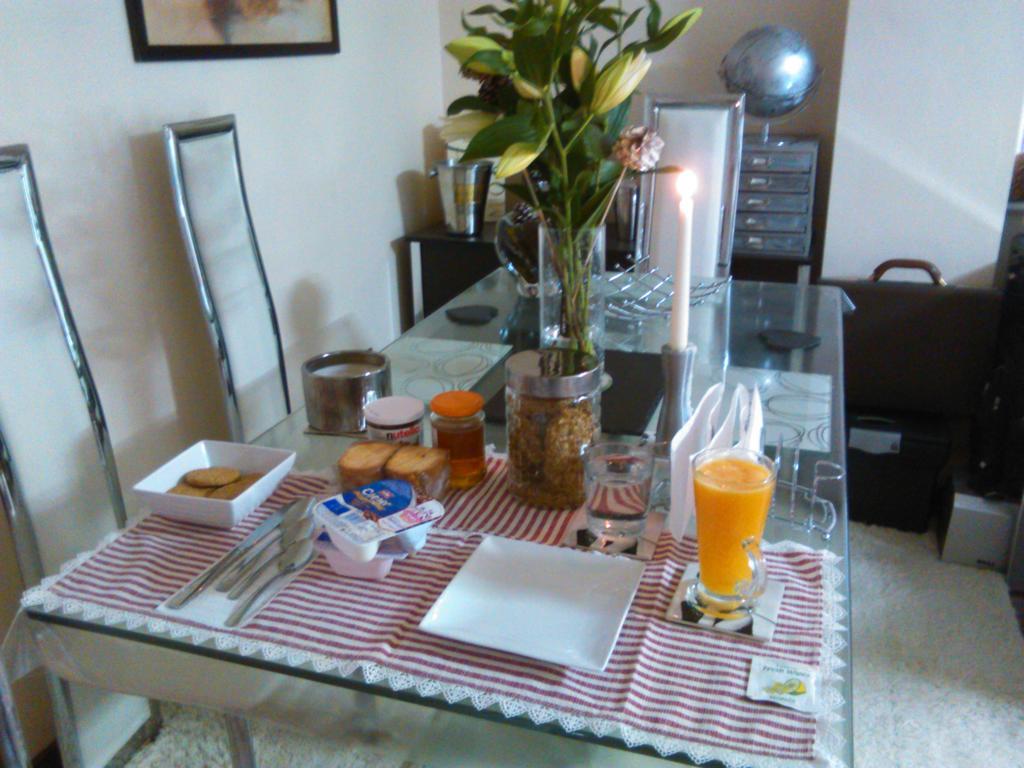 Bianca'S House Hotel Heathrow Airport Слау Экстерьер фото